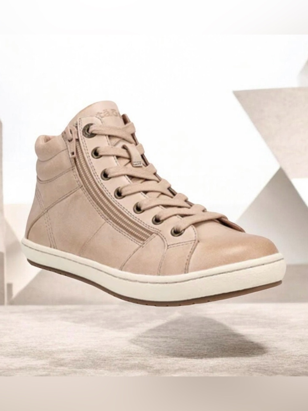 TAOS Leather Oyster High-Top Sneaker Size 7.5